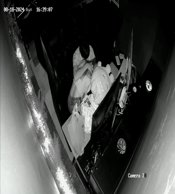 519c77ba529bc6ab874a8377e01ac69a_1747292358_5283.gif