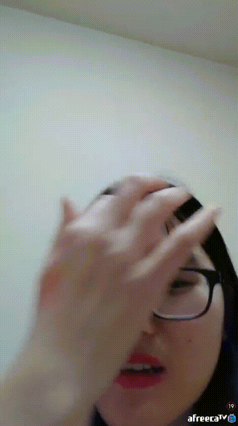9a01d56ade75a852a3c16cfa6e979756_1747479800_4828.gif