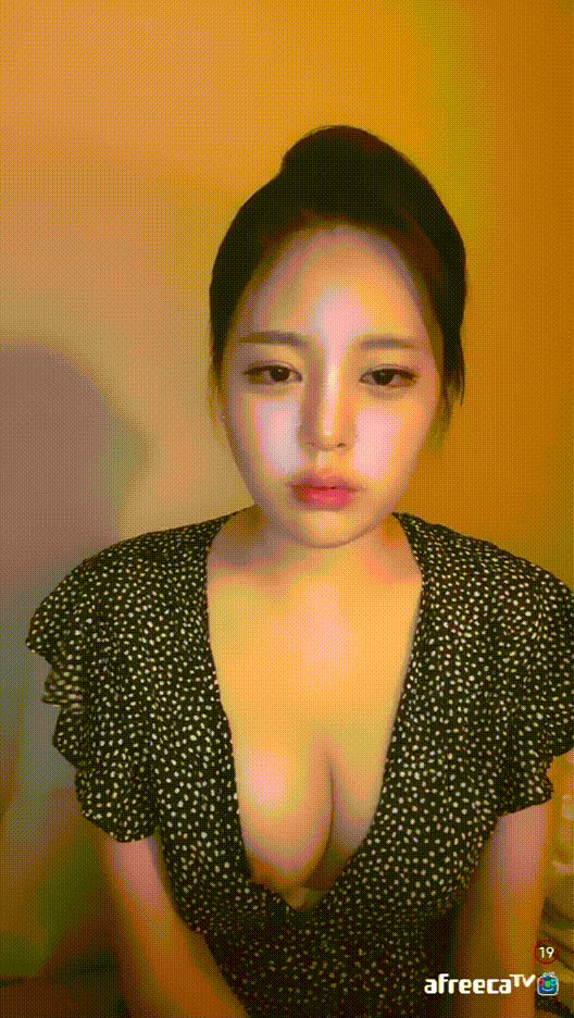 18c33d60a83ca5f8d55bfe888382783f_1750939784_7393.gif