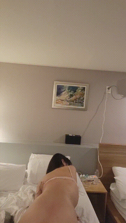 1a8802085e30617c14d76dff1a1542f2_1750329593_4306.gif