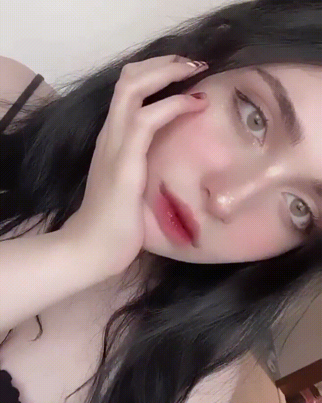 38b78a4f3335a3a008e20b0250e82180_1749145617_2905.gif