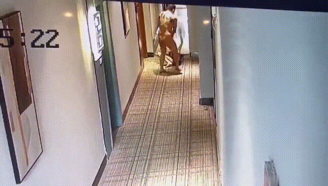 5b33a934c3eb98d35e76abc22110296c_1751047615_2111.gif