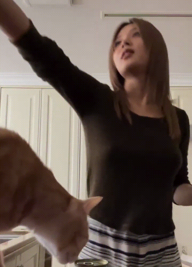 6a65dfe0bcbfe79df1b8ee458d834179_1749715024_1316.gif