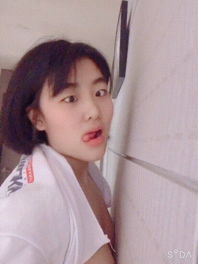 a51fc366ff3c50c5d14b88b5dbfc0020_1750096733_9475.gif