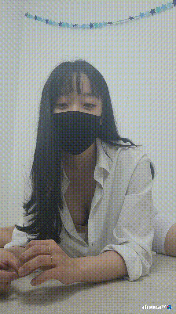 b06bf79f0776deca99b5ac7b616bda37_1749624895_7413.gif