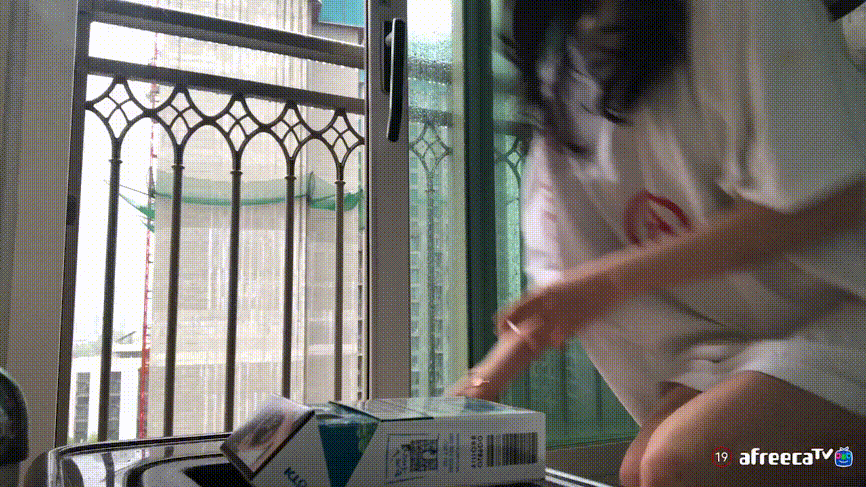 e28f442485f7f4bd13186f65a5393a7e_1749362927_3023.gif
