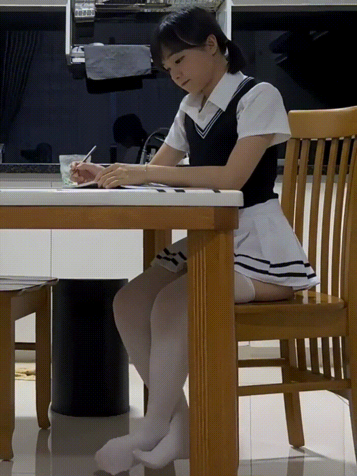 ed6b8baaf15023fa4804e70db9841d42_1750942958_4932.gif