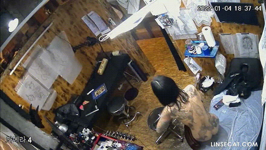 200d7c2749220687a335a41286ce93a2_1751858770_2253.gif