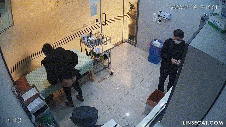 4a53679cd3a8427e887493cab2dee557_1751480403_6986.gif