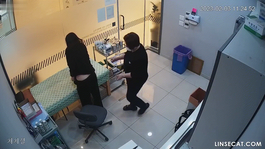 4a53679cd3a8427e887493cab2dee557_1751480412_9373.gif