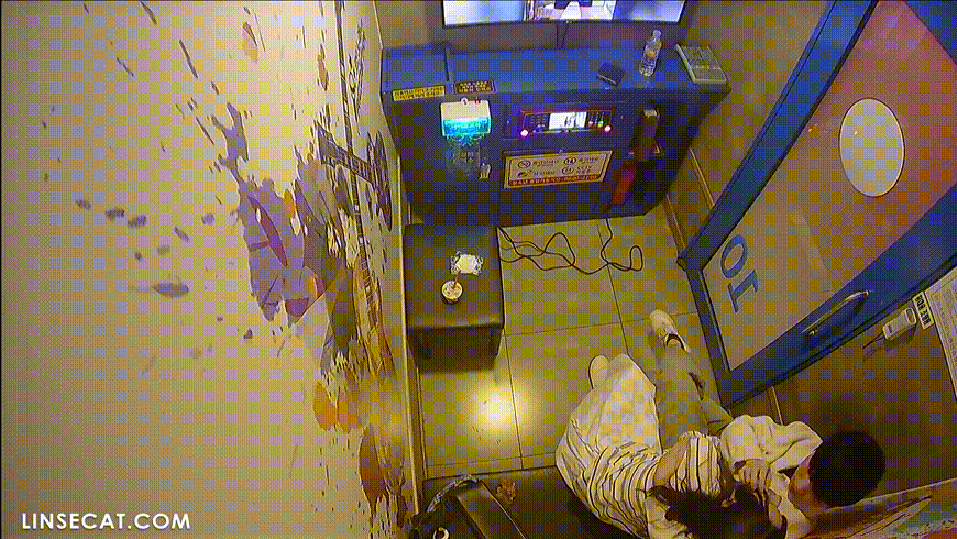 7b7674adee8a0b8dfdd6d0192f1964d7_1751464377_2746.gif