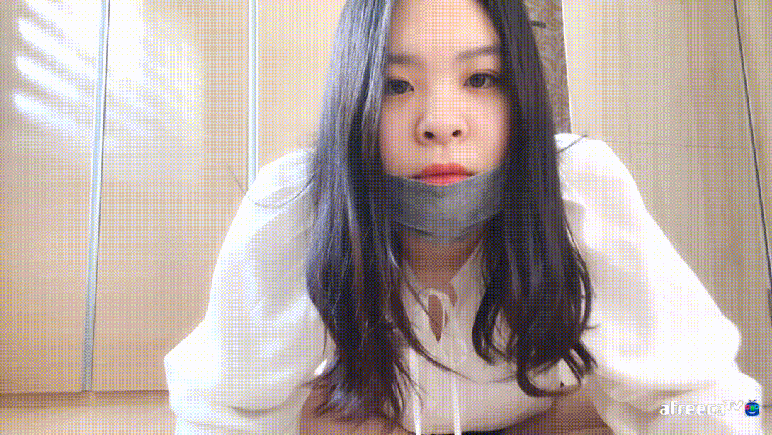 d7b10695bfa6850d83b7f5a4b74a2e82_1752574394_4118.gif