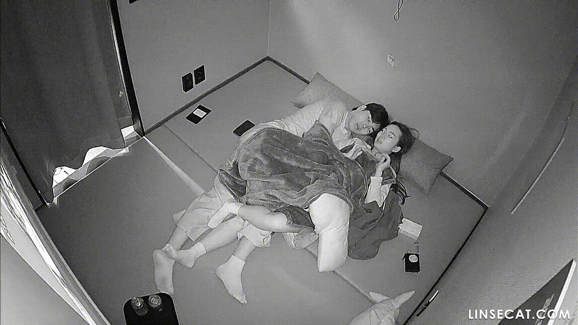 d989fc617c3a4af2e5f7dc9840a3e815_1751966925_1818.gif