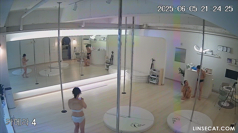 d989fc617c3a4af2e5f7dc9840a3e815_1751967085_2928.gif