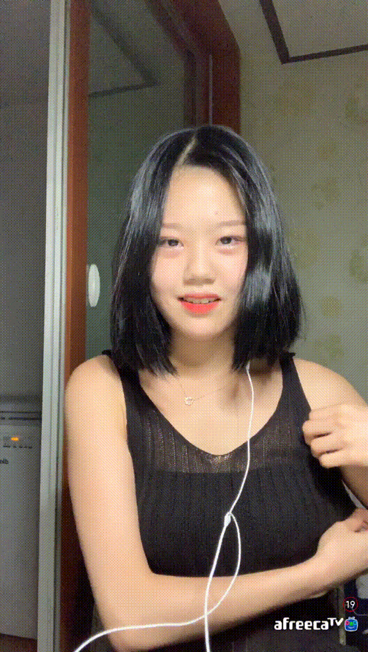 fe904bd9bcaf0aa32fe5b0c03dabaf4d_1752912029_0121.gif